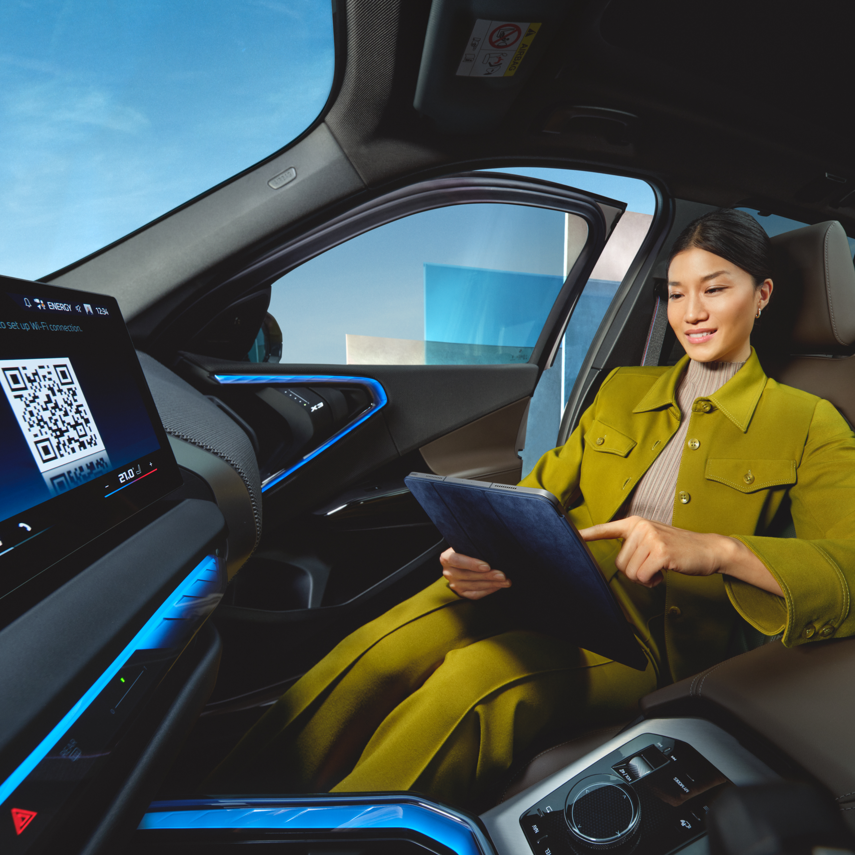 تجربة مستخدم محسنة لنظام خدمات القيادة المتصلة ConnectedDrive من BMW 