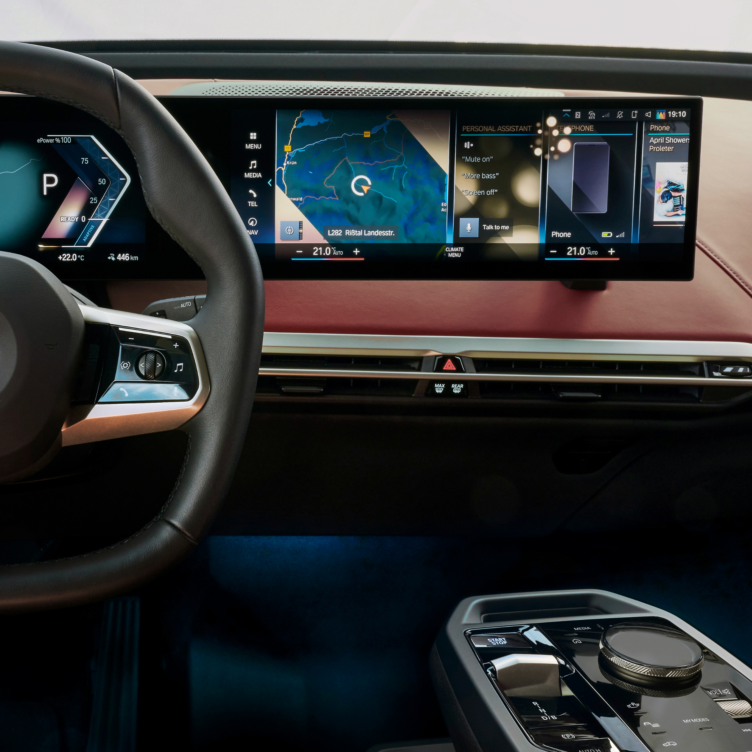 اتصال شخصي بنظام خدمات القيادة المتصلة ConnectedDrive من BMW