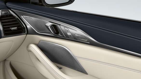 Bowers & Wilkins Diamond surround sound system BMW 8 Series Convertible G14 LCI Facelift 2022