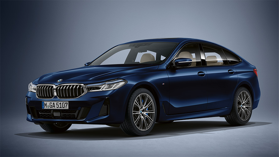 BMW Individual paint finish Tansanite blue metallic BMW 6 Series Gran Turismo G32 2020 three-quarter front view standing
